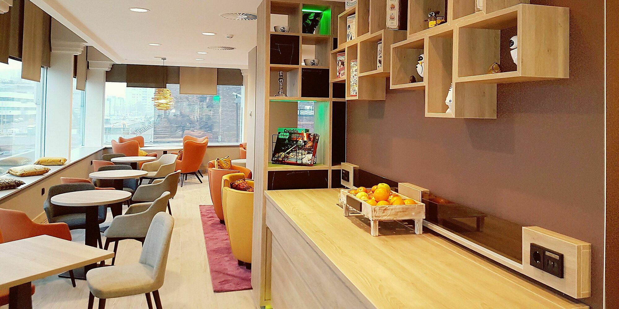 Holiday Inn Amsterdam Restaurant photo